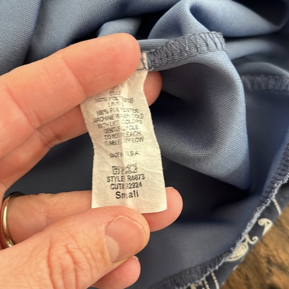 Sage Tie Front Open Arm Bandana Print Romper - Picture 8 of 9